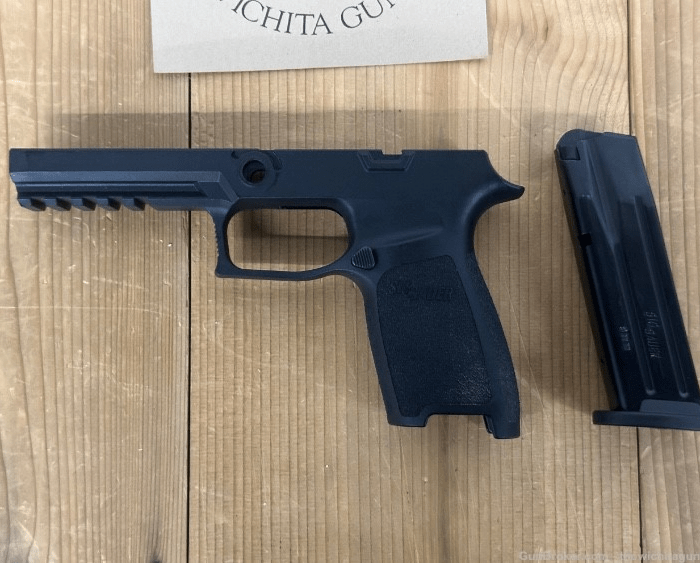 Pre-Owned Sig Sauer P320 Complete Slide, 9mm Barrel , Recoil Spring Assembly & Grip Module w/Magazine