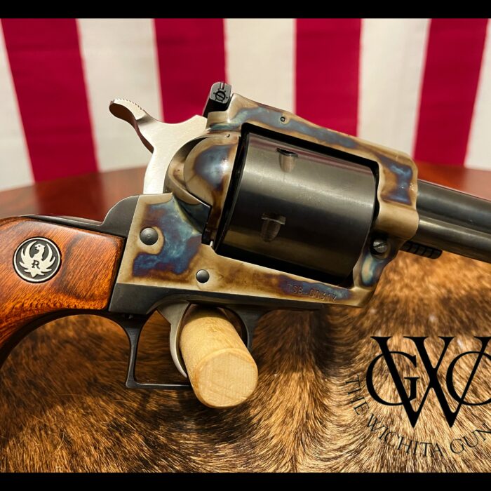 Pre-Owned Ruger Super Blackhawk .44 Magnum with Turnbull Color Case frame 1 of 1000