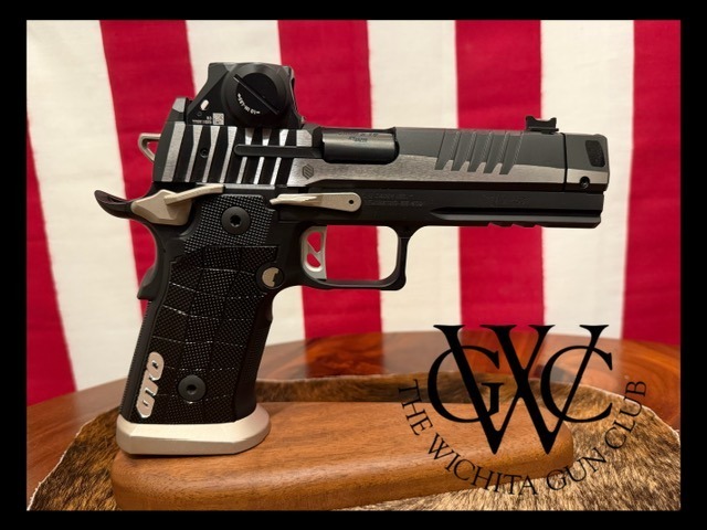 Pre-Owned Unfired Sig P221 Equinox 9mm w/Romeo X