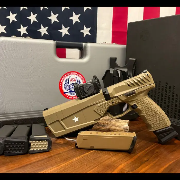 SilencerCo Maxim 9 Integrally Suppressed 9mm Pistol FDE w/Many Extras