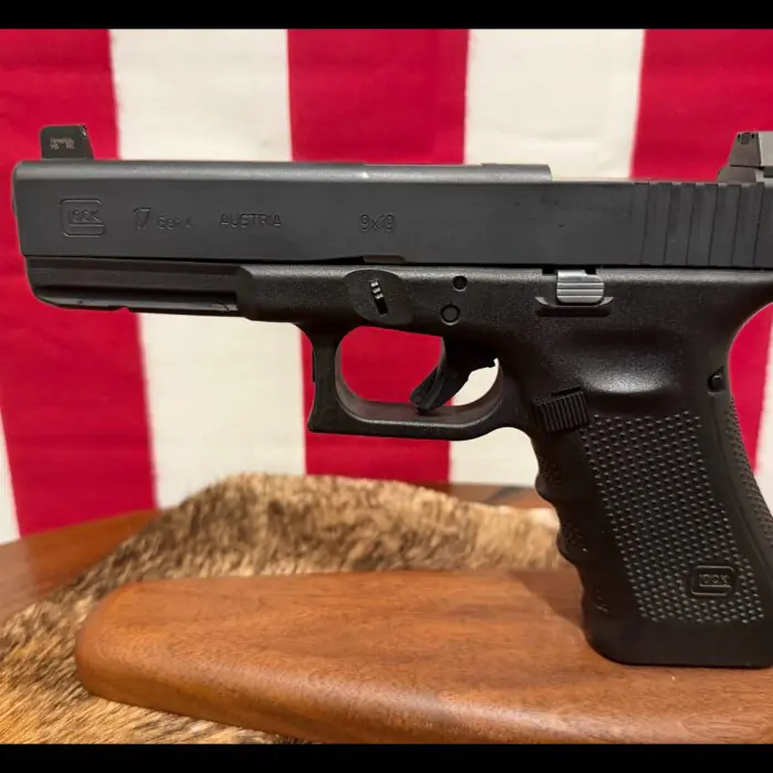 Glock 17 Gen4 RMR Direct Cut Police Trade-In – 9mm