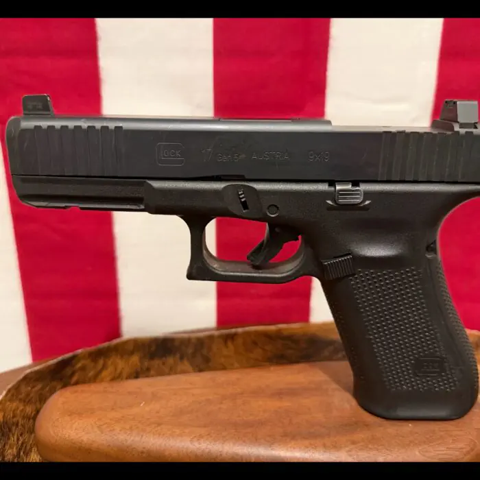 Glock 17 Gen5 RMR Direct Cut Police Trade-In – 9mm