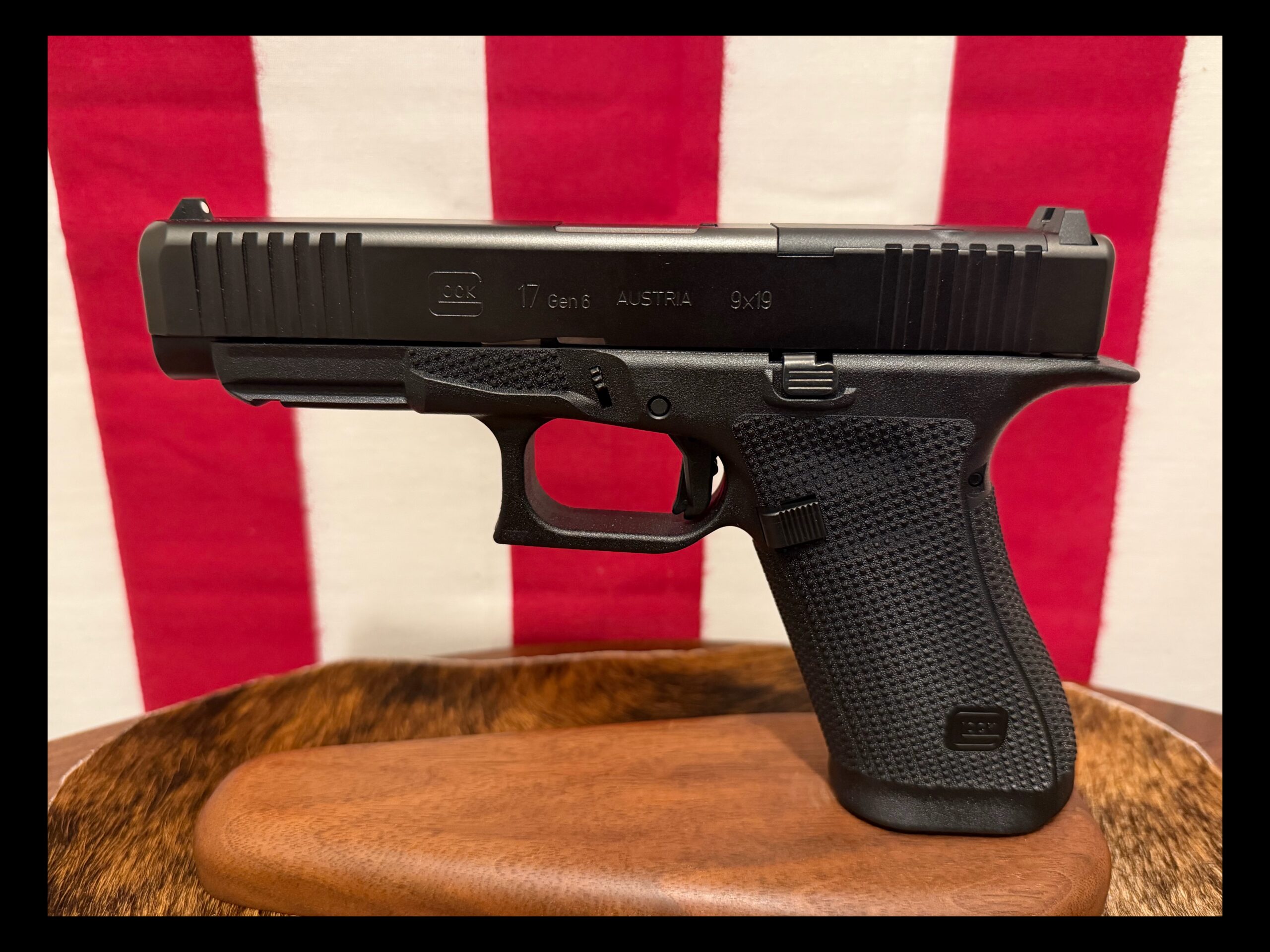 Glock 17 Gen6 – 9mm | Full-Size Duty Pistol | Latest Generation