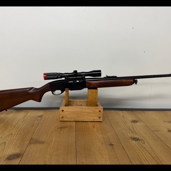 1960 Remington Model 742 Woodsmaster .30-06 Springfield – Classic Semi-Automatic Rifle with Unique Stock Compass