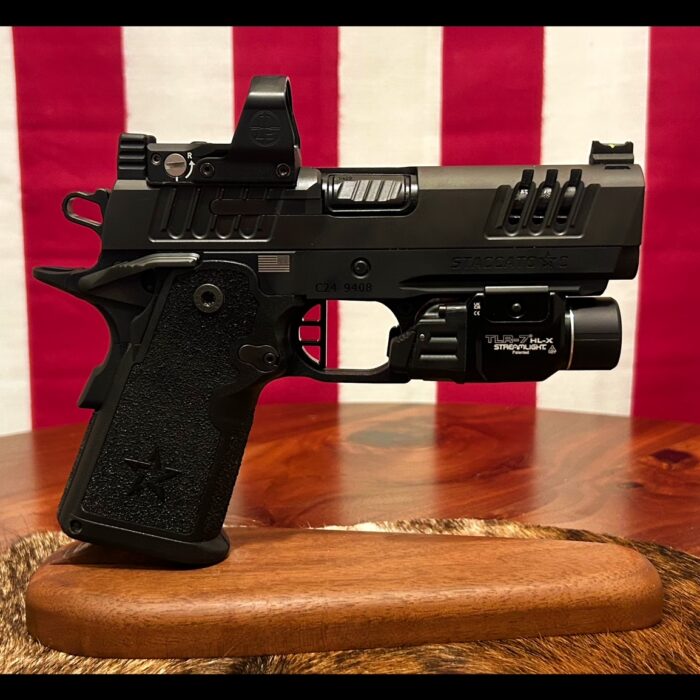 Staccato C with Leupold DP-PRO and Streamlight TLR-7